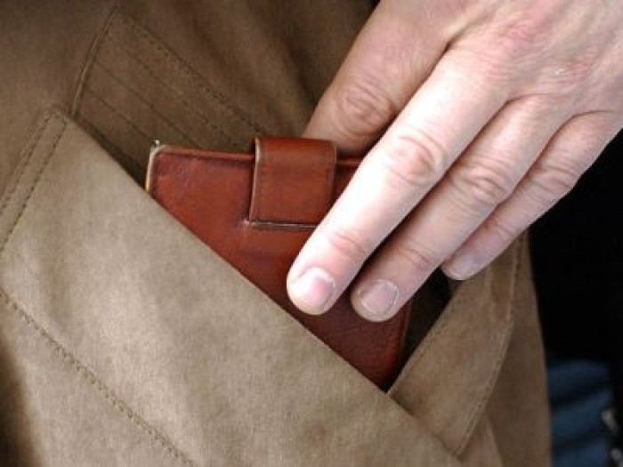 Полицията издирва джебчия обрал дядо на пазара в Монтана съобщиха