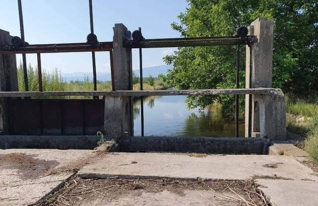 Мъж на видима възраст около 60 години е намерен удавен