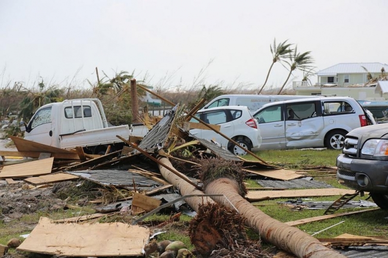 700 000 души имат нужда от спешна помощ на Бахамските