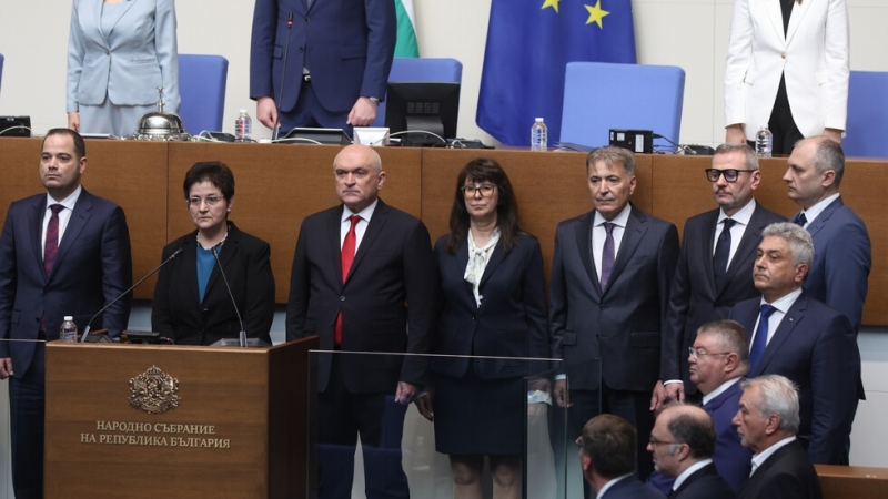 Общо 14 законопроекта е внесло служебното правителство в Народното събрание