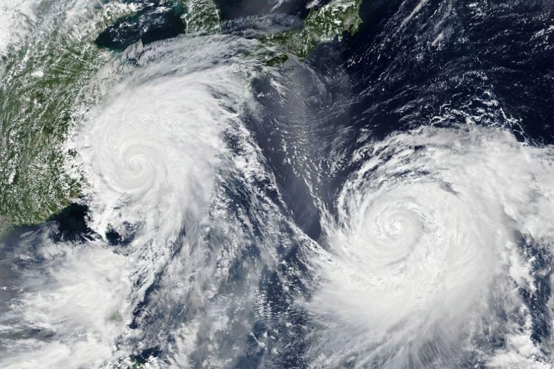 Мощният тайфун Хайшен се е насочил към островите Окинава в
