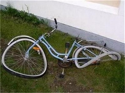 Шофьор на кола и велосипедист са катастрофирали вчера във Враца