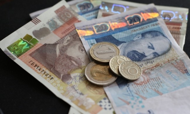 Българите които живеят в бедност са 23 8 от населението или