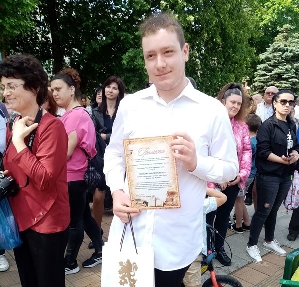 С концерт и много награди Монтана отбеляза 24 май