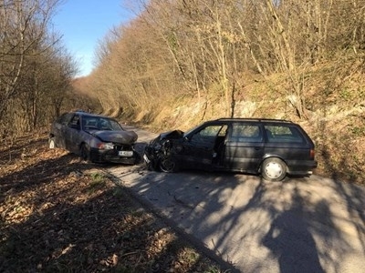 Пиян и неправоспособен шофьор предизвика катастрофа рано тази сутрин край