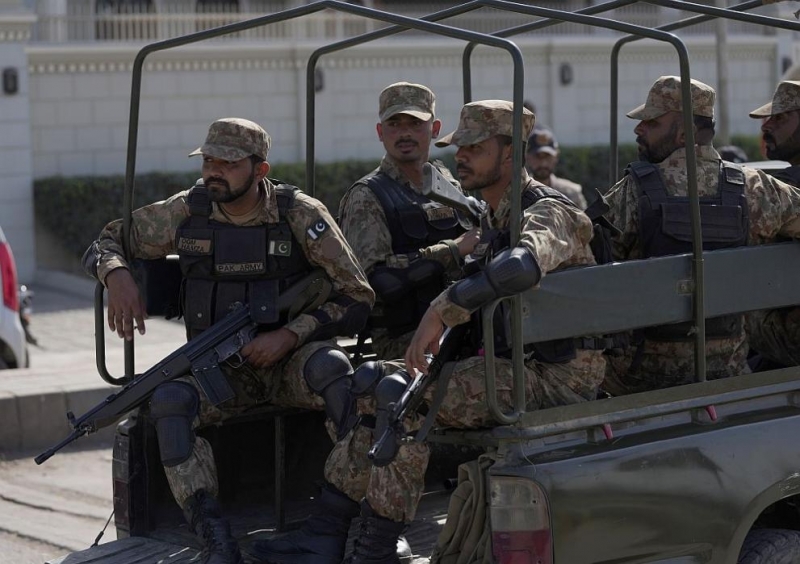 Пакистански войски са убили 12 бойци на талибаните в престрелка