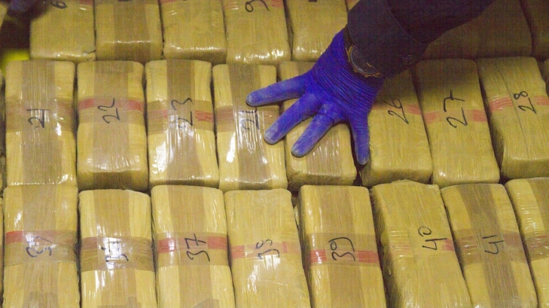 Повече от един тон кокаин на приблизителна стойност 135 милиона