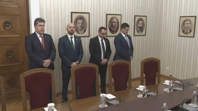 Представители на МЕЧ проведоха кратка среща в президентството с държавния