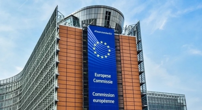 Европейският парламент гласува състава на новата Европейска комисия Новият председател