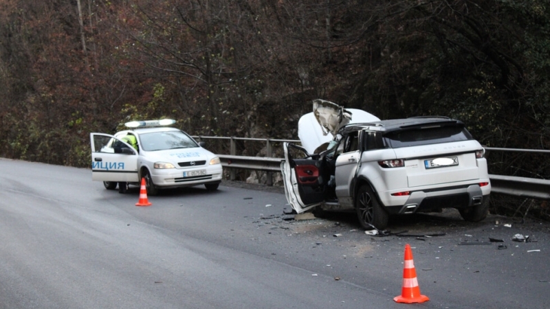 52 годишен мъж от Гоцеделчевско е с тежка черепно мозъчна травма след