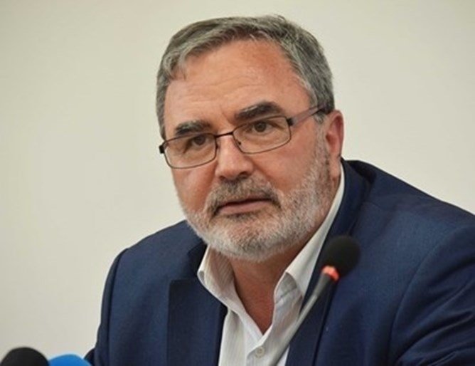 Доц. Ангел Кунчев: Бях заплашван с гнусни есемеси с ругатни