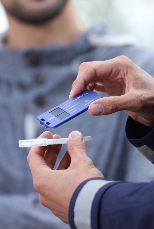 Вчера около 22 часа във врачанското село Търнава автопатрул спрял