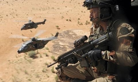 Военни от френските специални сили са били пратени като подкрепления