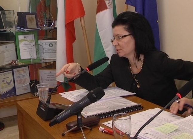 Кметът на Козлодуй Маринела Николова се опита да омаловажи и