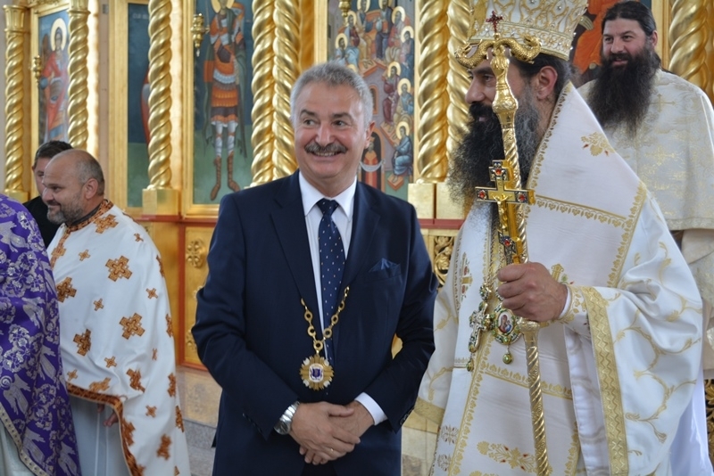 По традиция празничният ден на Монтана започна с богослужения в