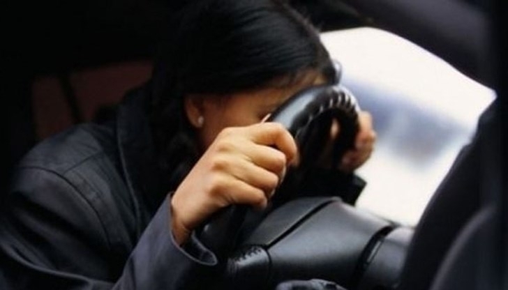 Шофьорка е дала на полицаи фалшива книжка от Испания в