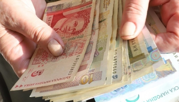 Бюджетът предвижда инвестиране в хората подобряване на публичната среда в