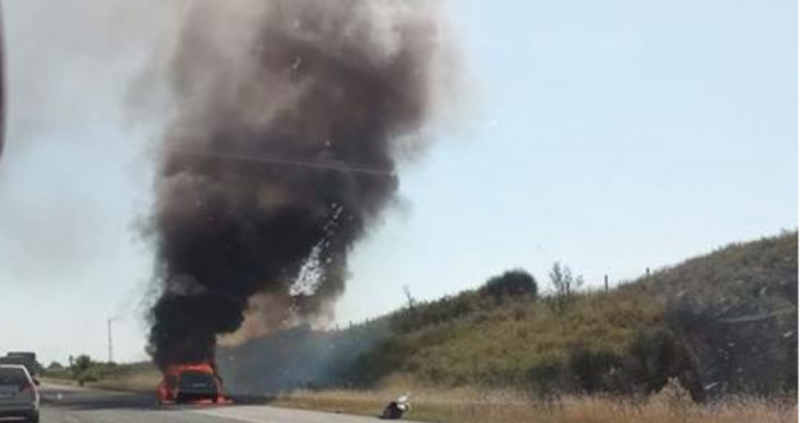 Автомобил изгоря до основи на автомагистрала Тракия Инцидентът е на