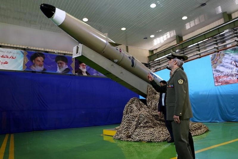 Иранският министър на отбраната съобщи че Иран разполага с балистична ракета от ново поколение предаде Франс