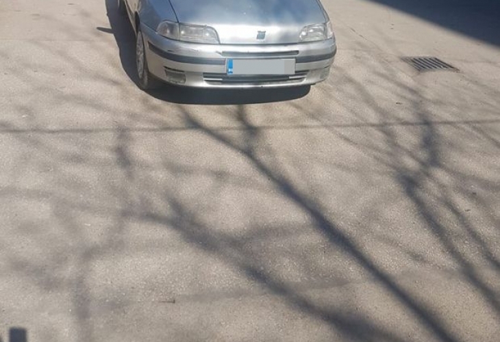 Шофьор от Монтана показа нагледно на софиянци как се паркира