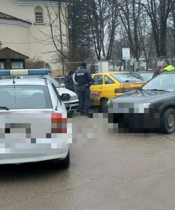 Съвместни проверки на таксиметрови автомобили бе извършена през тази седмица