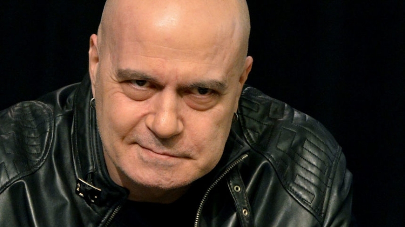 Слави Трифонов се похвали че е осъдил предаването Господари на