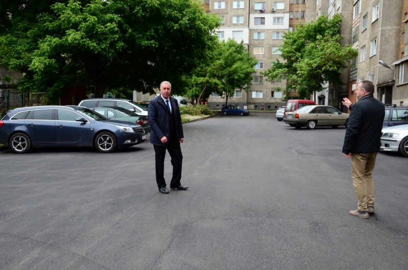 Община Видин продължава усилените ремонтни работи във връзка с асфалтиране