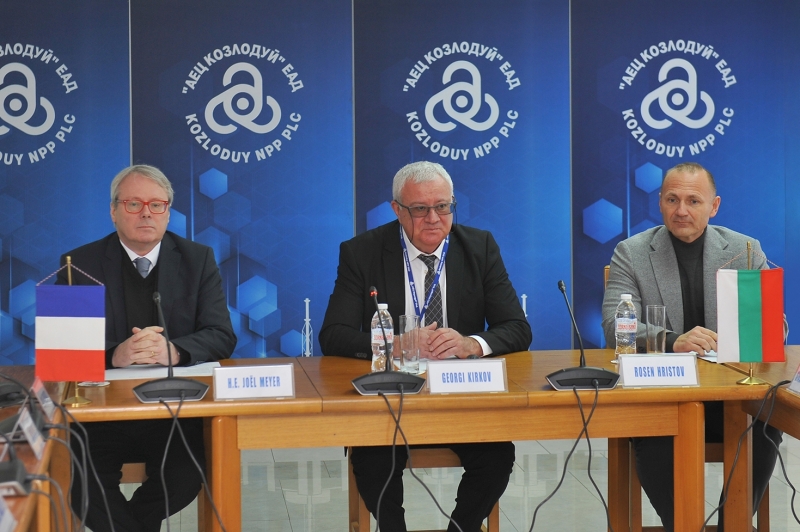 Делегация от посолството на Република Франция в България водена от