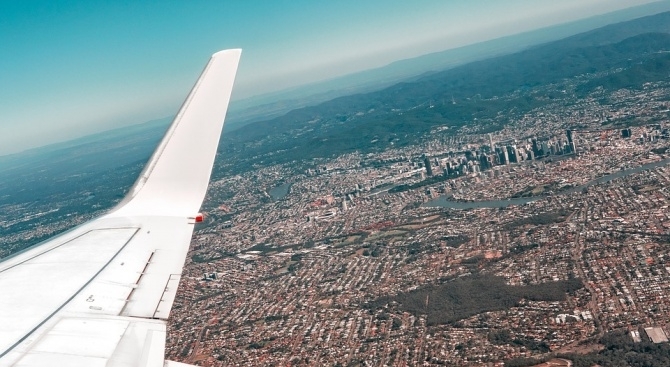 Руските следствени власти разследват причините за твърдото кацане на летището