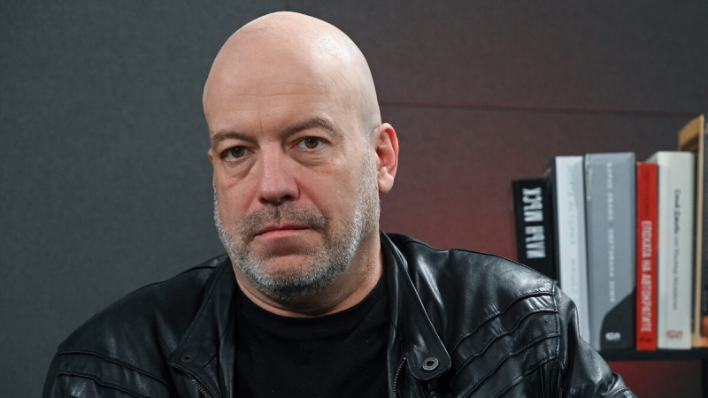 Бившият сценарист и водещ в телевизията на Слави Трифонов Иво