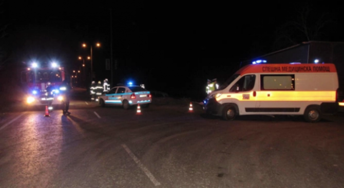 Тежка верижна катастрофа е станала на пътя между Видин и