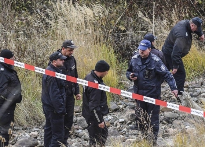 Стана ясно коя е жената намерена убита и закопана край