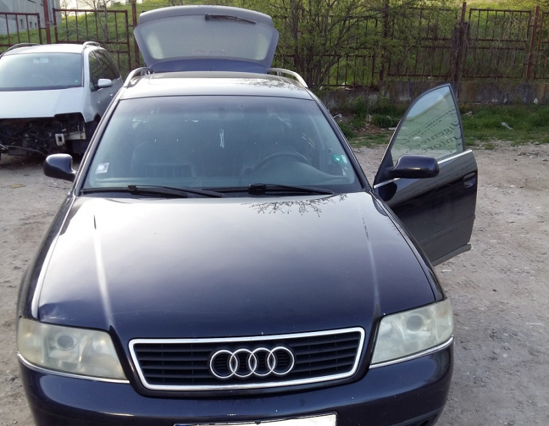 770 скрити лева са били откраднати от кола в Монтана