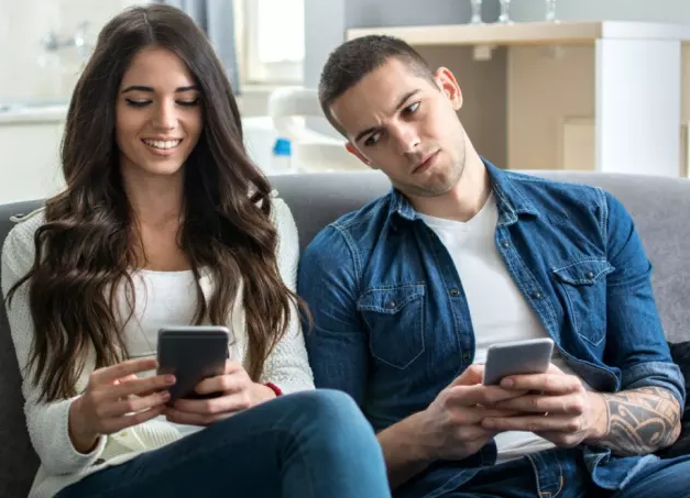 Независимо дали сме във връзка или не ревността може да