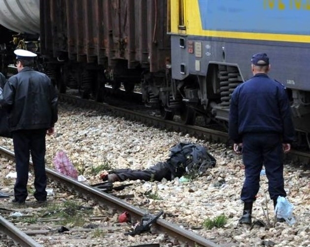 Човек се самоуби като се хвърли под влака съобщиха от