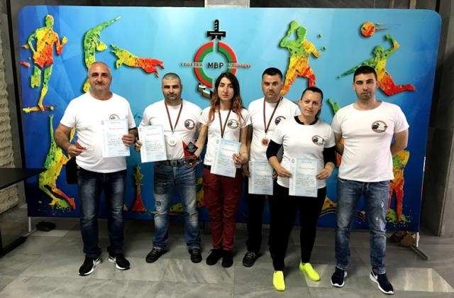 Отборът по стрелба на СК Спартак Враца при Областната дирекция на