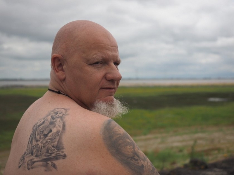 Задържаха 46 годишен мъж за груби и непристойни действия в село