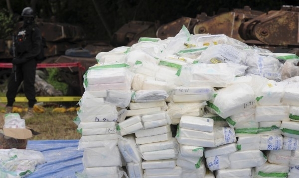 Близо 400 кг кокаин са били открити в руското посолство