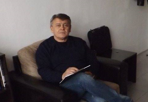 Общинският съветник Румен Петков отправи питане относно държанието на служителите