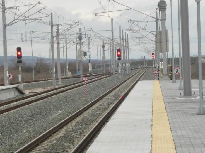 Два влака у нас с общо 200 пътници в тях се