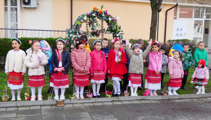 Малчугани лазаруваха в Лом /снимки/