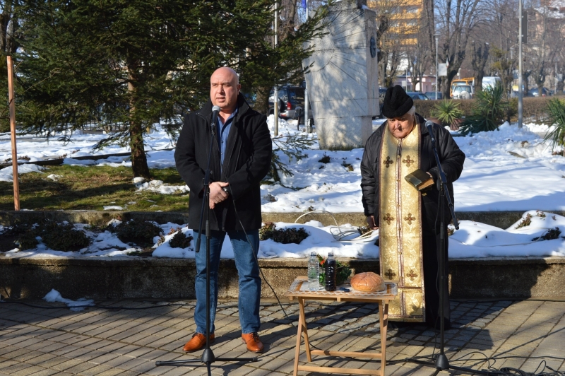 И тази година на 14 февруари Денят на лозаря и