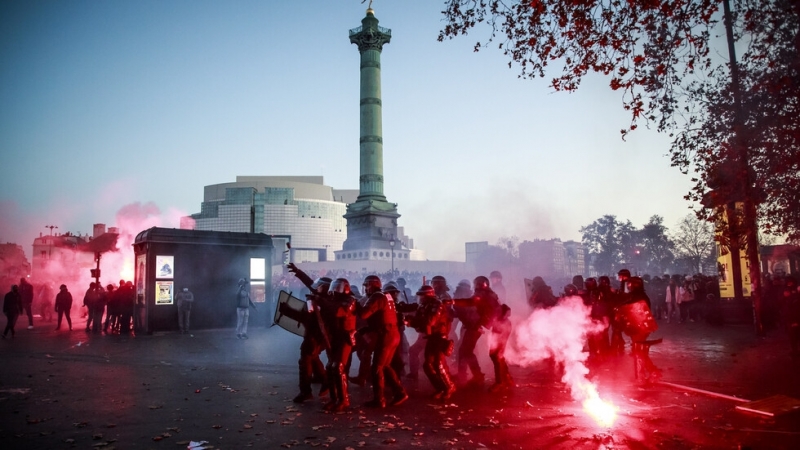 Протести във Франция срещу полицейското насилие Най многолюдна беше демонстрацията в