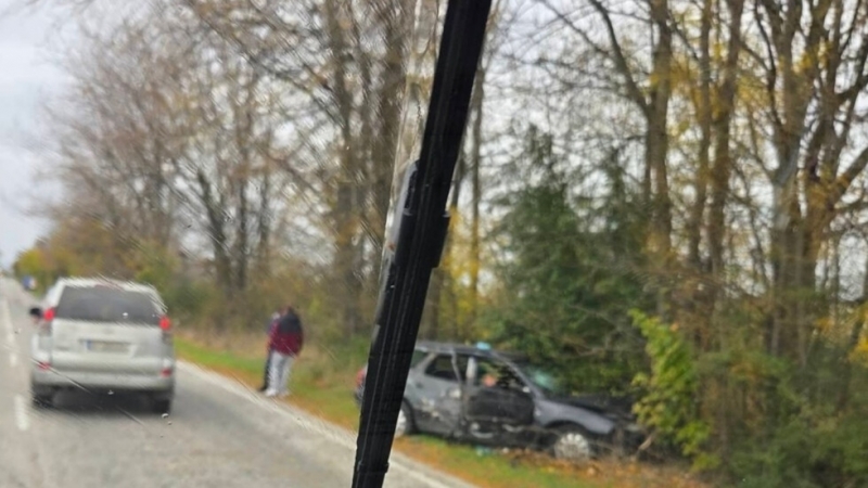 Катастрофа между ТИР и кола в Плевенско, има пострадали