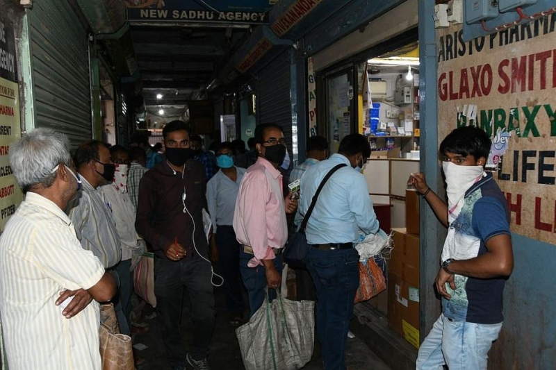 Ден след удължаването на карантината Индия облекчи ограниченията в земеделието