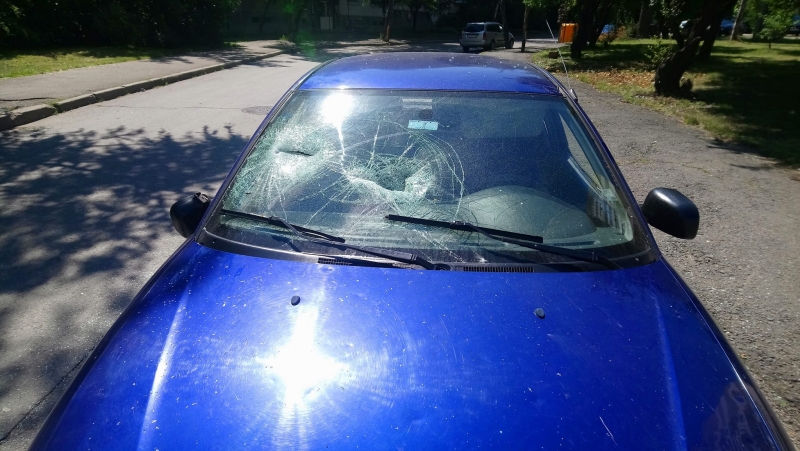 Заловиха младеж потрошил колата на жена във Врачанско съобщиха от