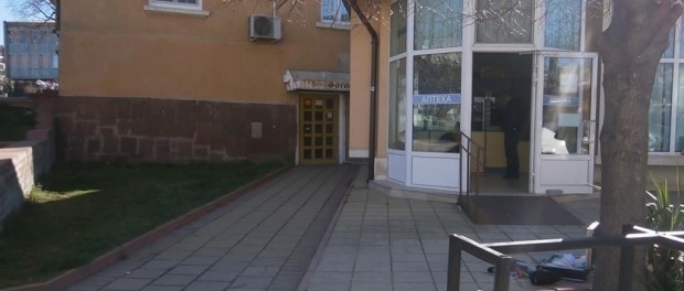 Аптека от веригата на бизнесмена и лидер на партия Воля