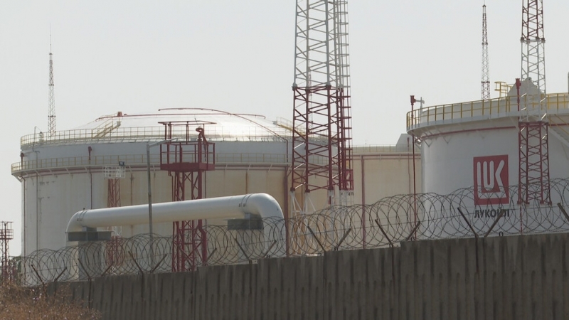 Вноската за месец февруари 2024 г която Лукойл трябва да