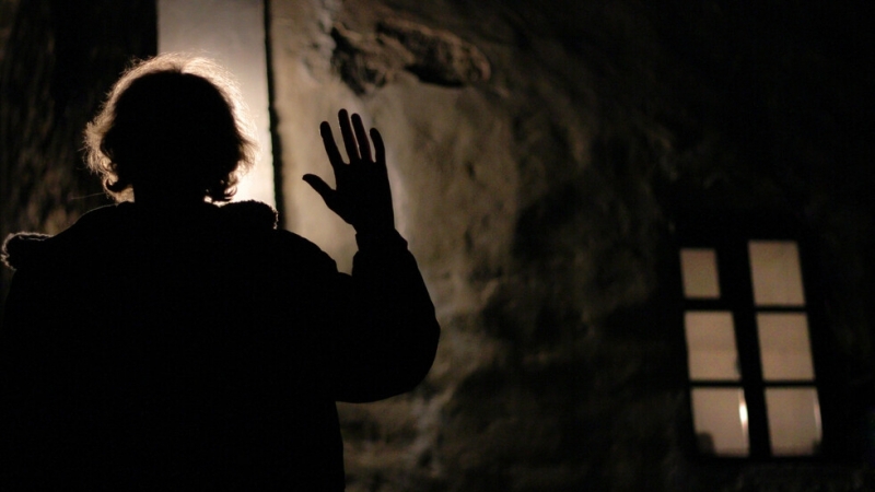 "Беше по взаимно съгласие": Съдят млад мъж за блудство с по-възрастна жена