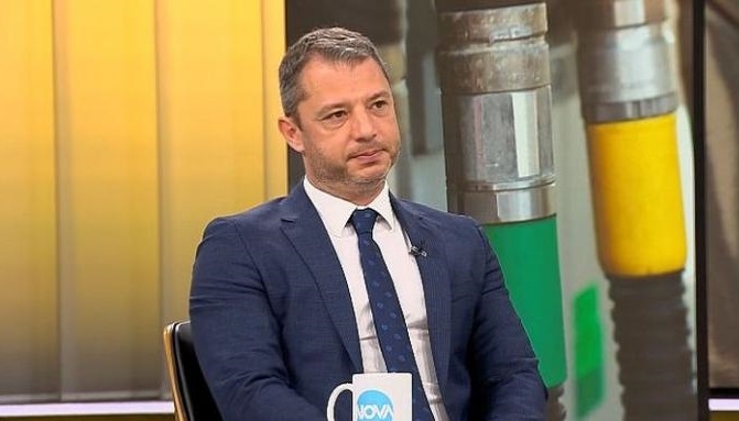 Визьор ООД собственост на родителите на политика Делян Добрев е